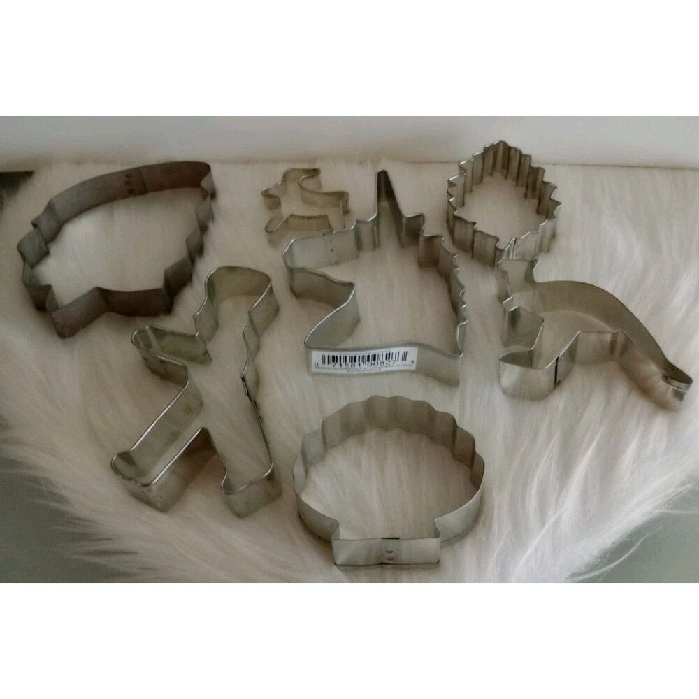 Lot of 7 Metal Cookie Cutters For Baking, Crafts New